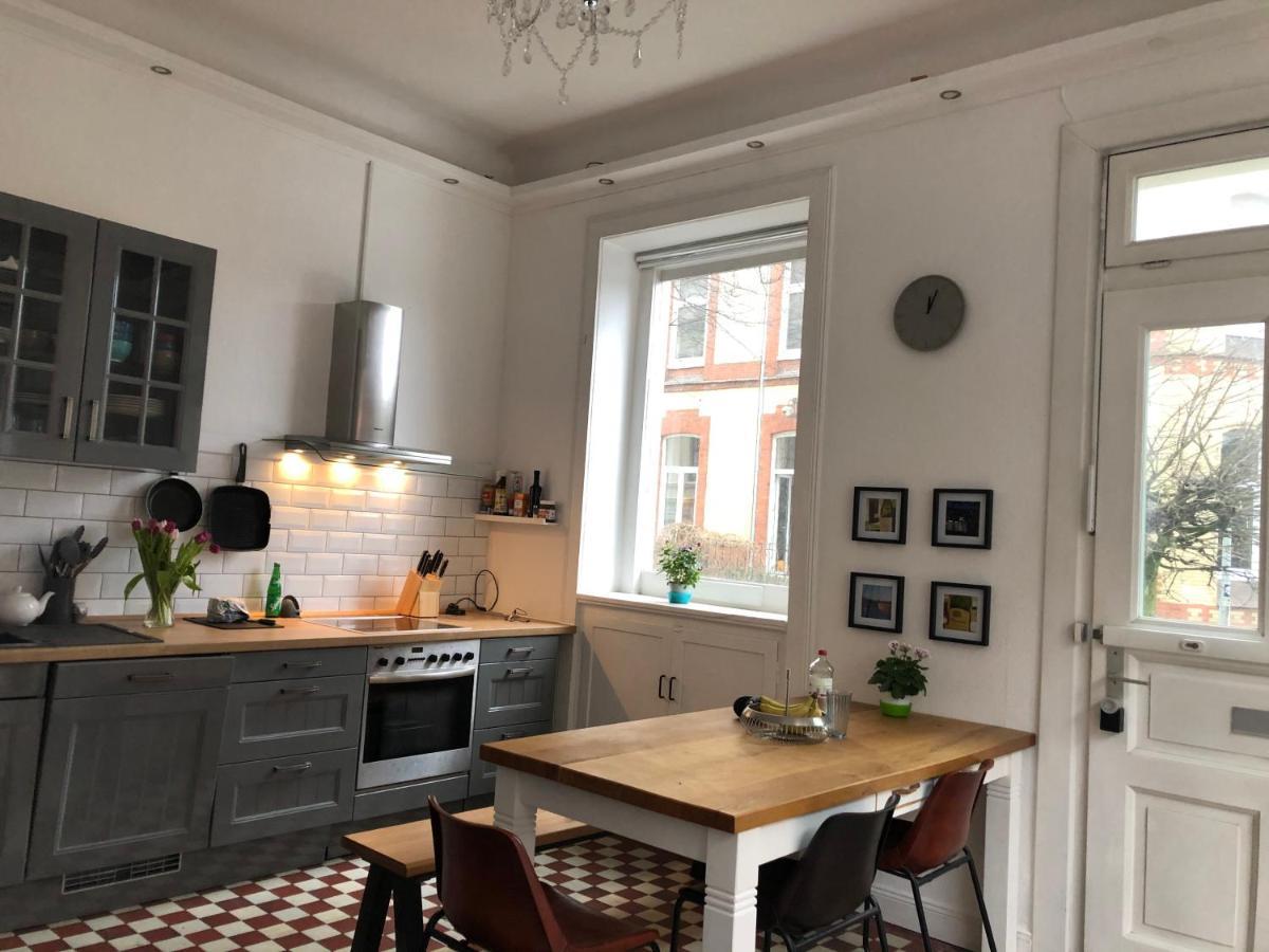 Grosszuegige Altbauwohnung In Bestlage Hamborg Eksteriør billede